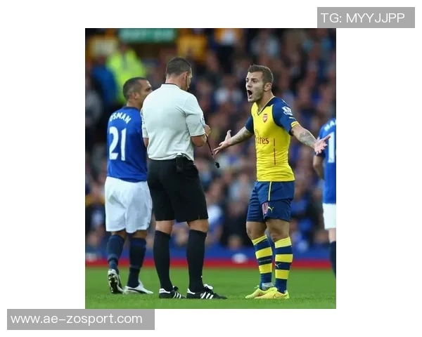 卢顿主场悬挂新帅威尔希尔老球衣彰显青训情怀