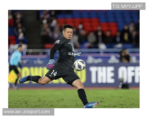 山东泰山官方海报祝福王大雷37岁生日快乐展现球队温情与团结