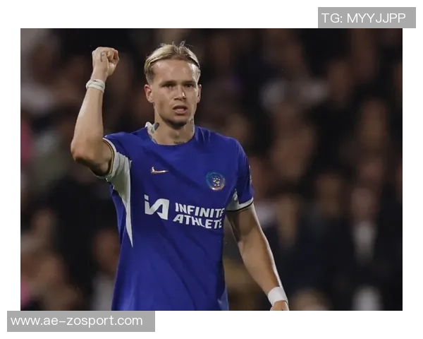 罗伯特桑切斯屡次扑救助力切尔西稳固门将位置展现出色表现 罗伯特桑切斯屡次扑救助力切尔西稳固门将位置展现出色表现