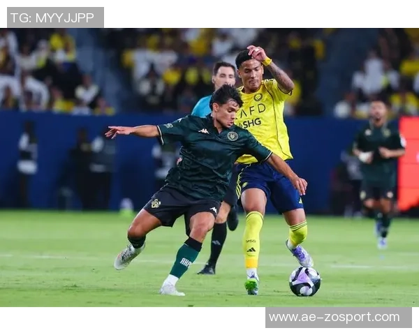 C罗左路华丽过人助攻马内劲射遭门将神扑无奈错失良机 C罗左路华丽过人助攻马内劲射遭门将神扑无奈错失良机